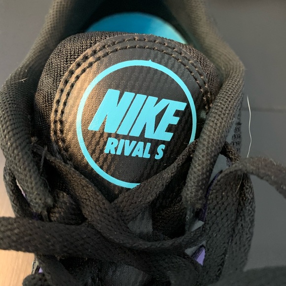 Nike Track/ Running/Soccer Shoe W/ Cleats - Picture 5 of 6